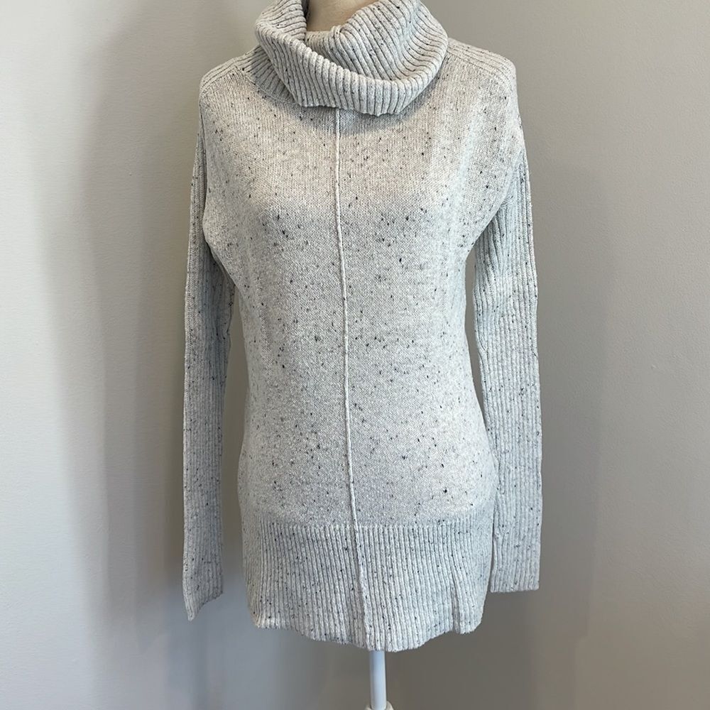 RD Style Light Gray Speckled Cowl Neck Sweater